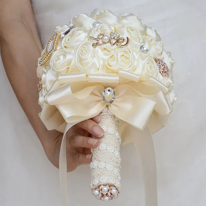 20CM Simulation Silk Rose Wedding Bouquet Diamond Pearl Brooch Bridal Bouquets Romantic Bridesmaid Holding Flowers