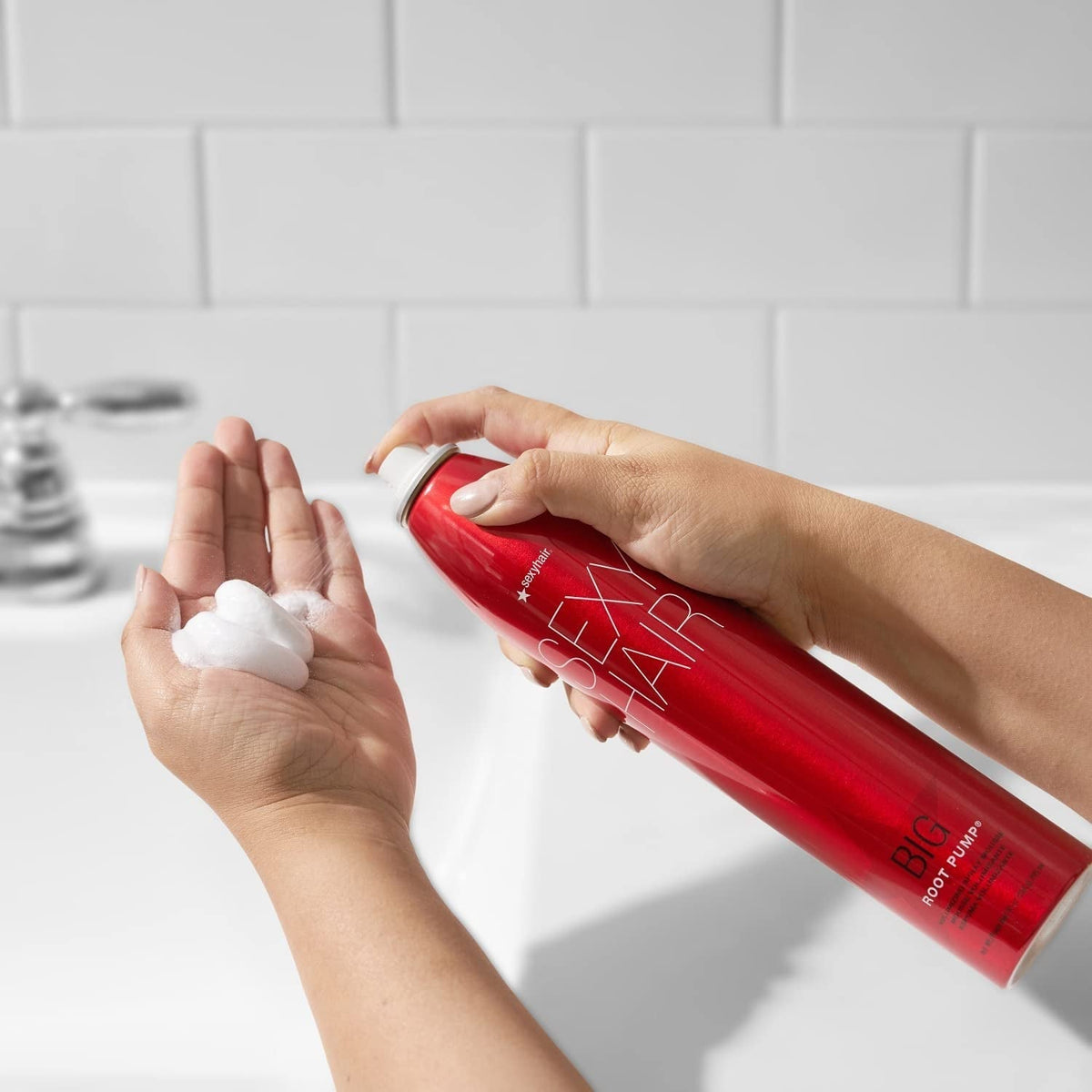Big Root Pump Volumizing Spray Mousse | Volume with Medium Hold | up to 72 Hour Humidity Resistance