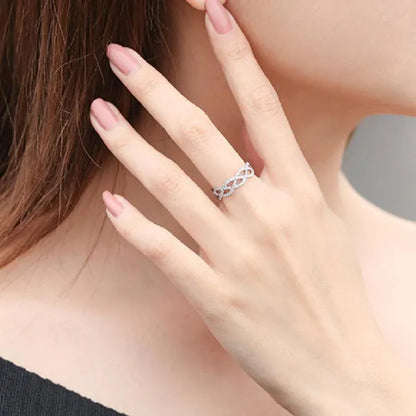 Luxury Jewelry 925 Sterling Silver Twist Ring White Sapphire Diamond Rings for Women Wedding Engagement Party Anniversary Gift