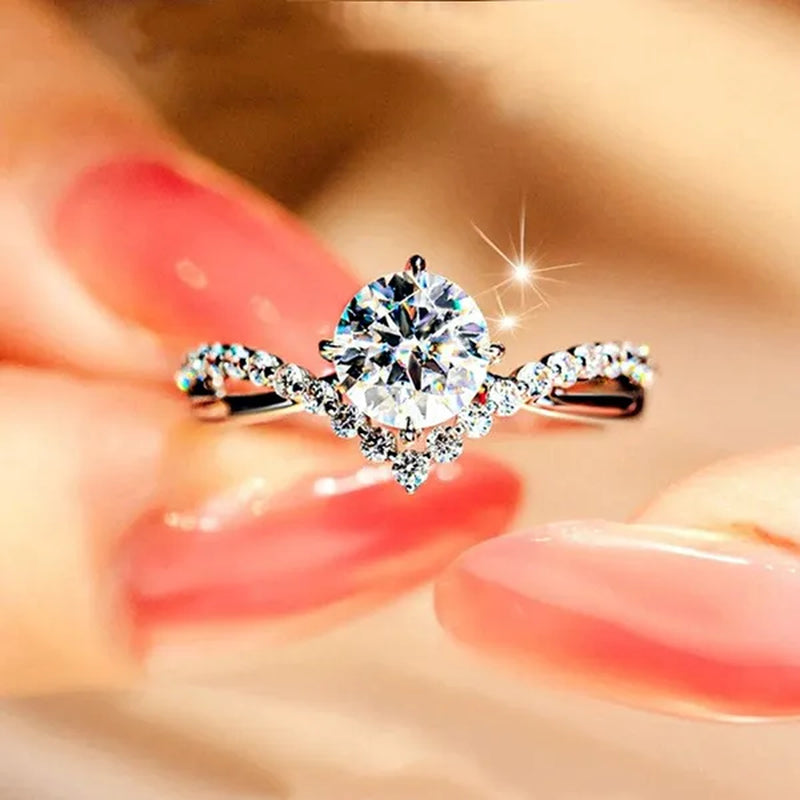 Luxury Bride Jewelry Trendy 925 Sterling Silver Criss Cross Ring White Sapphire Eternity Diamond Engagement Rings for Women Wedding Accessories Anniversary Party Gift