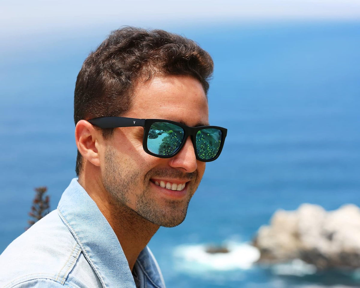 Polarized Sunglasses for Men Women Fashion Sunglasses UV400 Protection Lightweight