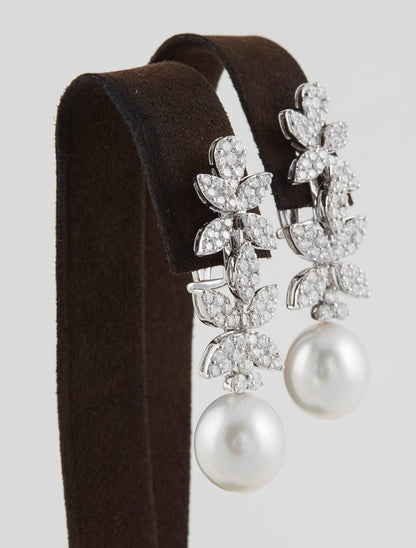 Elegant 3.37ct Diamond and Pearl 18K White Gold Drop Earrings