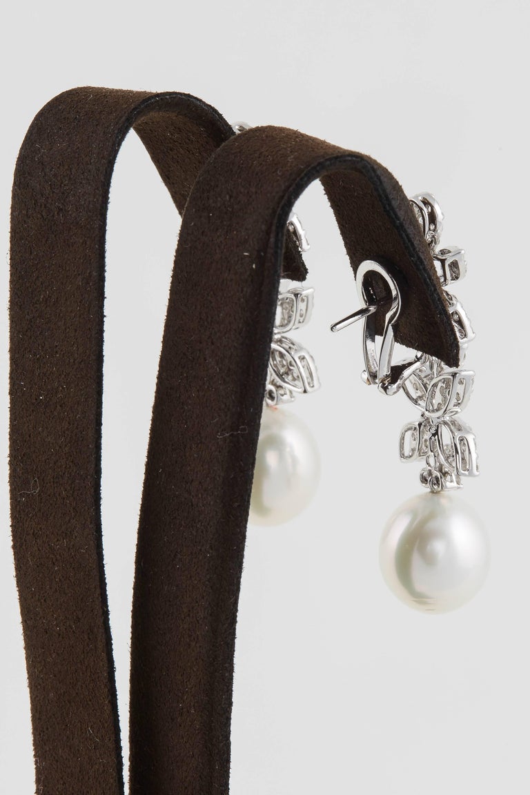 Classic Diamond Pearl 18K White Gold Dangle Drop Earrings