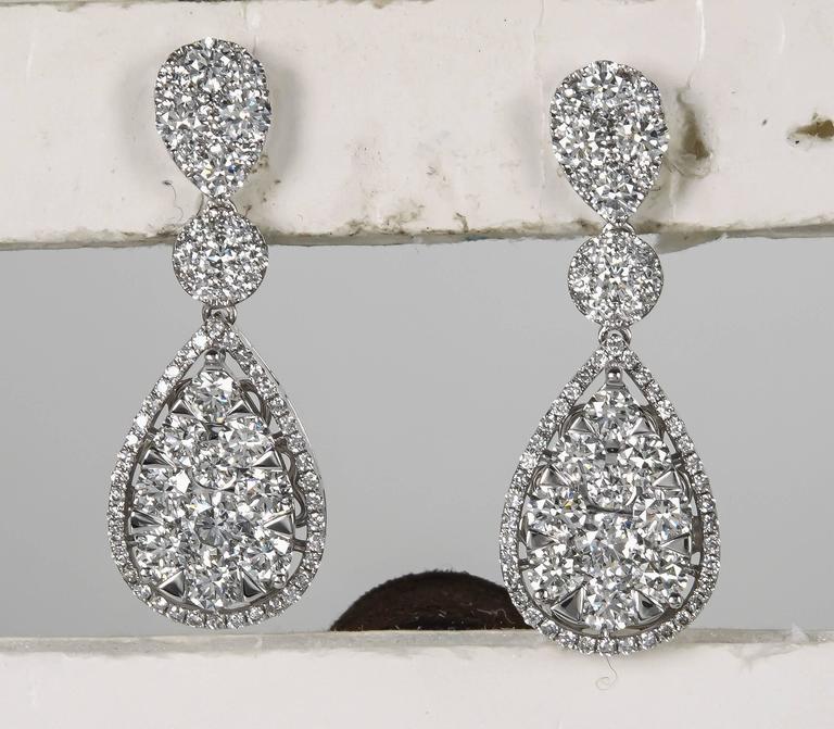 Illusion Diamond 18k White Gold Classic Teardrop Dangle Drop Earrings