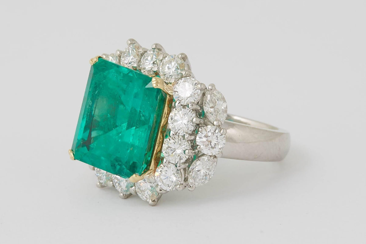 GIA Certified 11 Carat Colombian Emerald Diamond Platinum Cocktail Ring