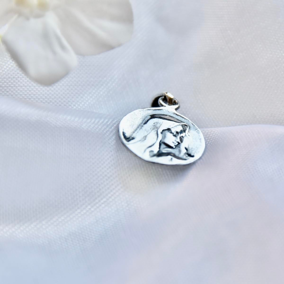 Small Mother of God Pendant Sterling Silver 925 Saint Mary Religious Necklace round Charm Jewelry