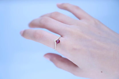 Women'S 10K Yellow Gold Mozambique Genuine Ruby Ring with Diamonds (Oval-Cut) Shaped (Tw1969R-Ruby-9)
