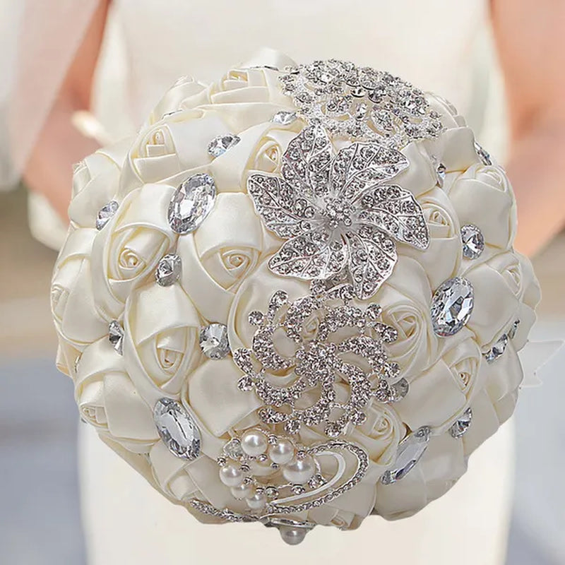 18CM Simulation Silk Rose Wedding Flowers Bouquet Diamond Brooch Bridal Bouquet Creative DIY Bridesmaid Holding Flowers Wedding Party Valentine's Day Gift