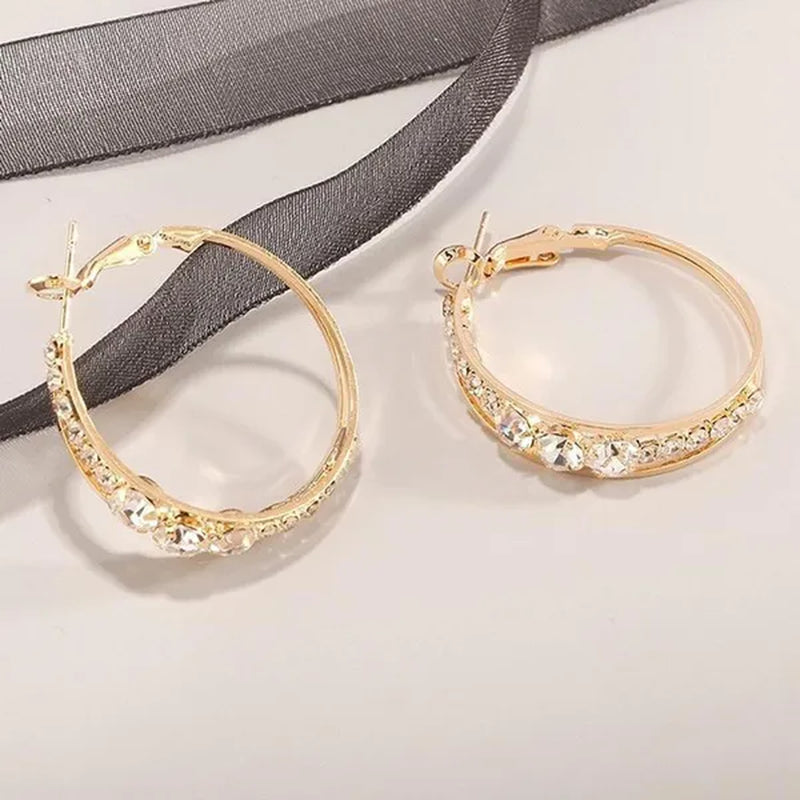 New Exquisite European and American Fashion Female Jewelry Diamond Earrings Romantic Valentines Day Gift Engagement Earrings Wedding Earrings Anniversary Women Jewelry
