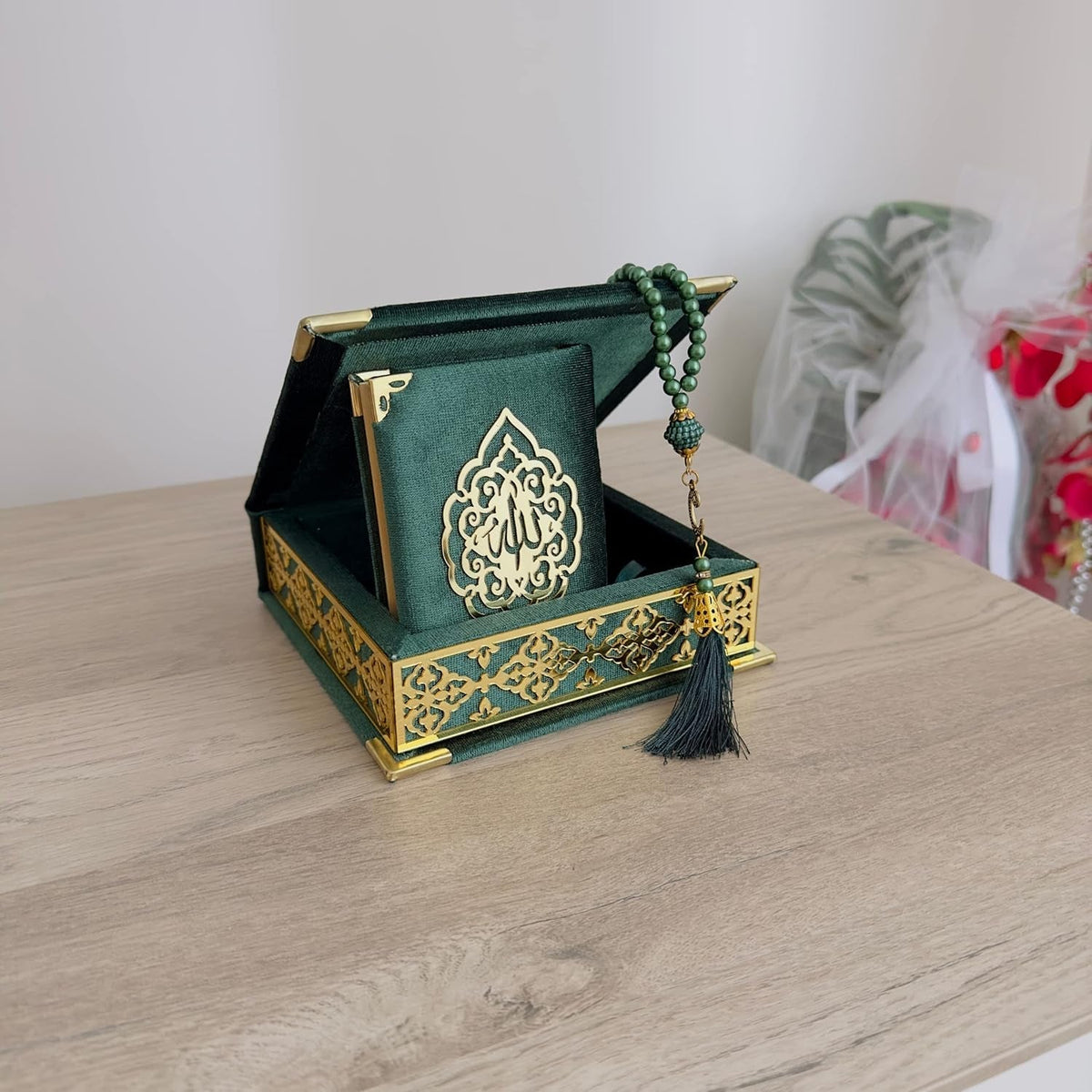 Velvet Covered Quran Tasbeeh Islamic Gift Set | Holy Prayer Beads Wooden Box Birthday, Wedding Islam Graduation Muslim Favor Eid, Ramadan (Green), Small Size / (6 X 6 In) Box-(3.8 4.85