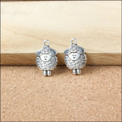 Wholesale Ancient Silver Cute Little Sheep Pendant Alloy DIY Fashion Charm Bracelet Necklace Jewelry Accessories 20 Pcs