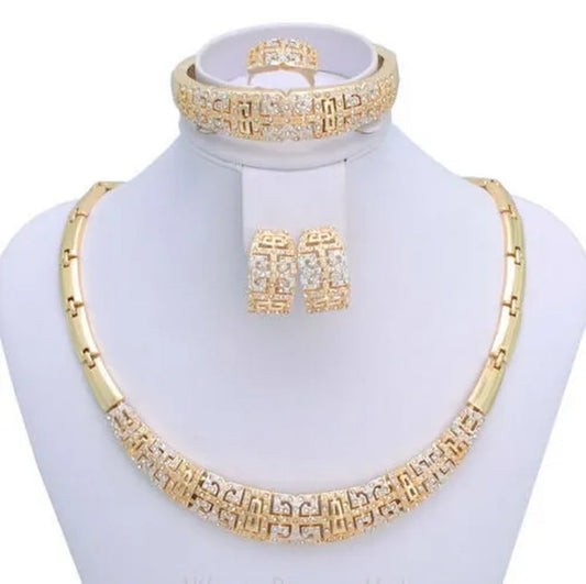 Fashion Jewelry Set Women Gold Plated Crystal Necklace Bracelet Earrings Gift Set