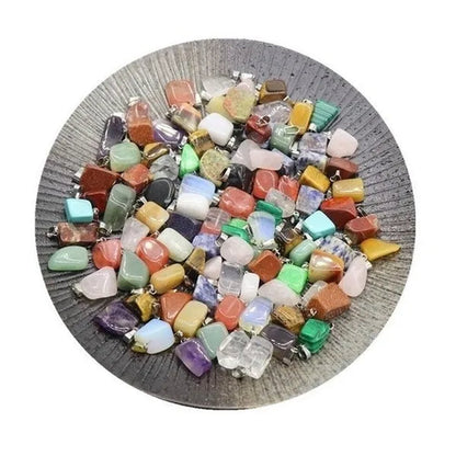3/6/12/30 PCS Irregular Shape Chakra Stone Pendant Natural Crystal Quartz Stone Pendant Healing Crystal Gem Pendant for Women Girls