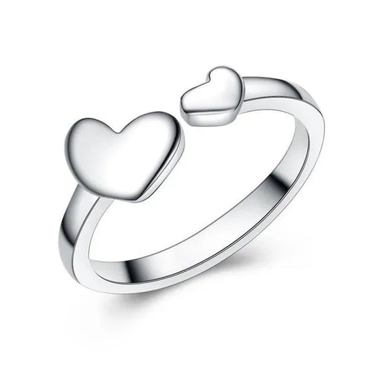 Majesty Diamonds MDS170415 Heart Cocktail Ring in .925 Sterling Silver - Size Adjustable
