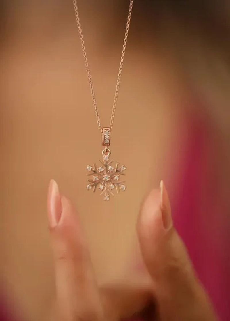 Kadın Kar Tanesi Model Rose Kaplama Gümüş Kolye