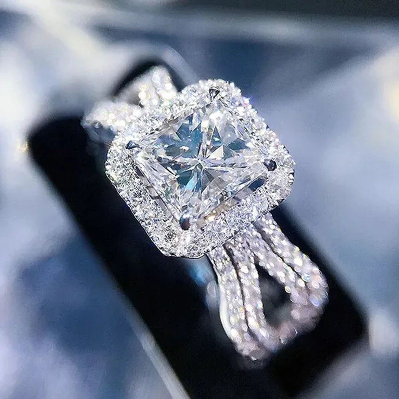 Luxury Female Cubic Zirconia Ring Elegant Bride Proposal Engagement Jewelry for Women Wedding Band Anniversary Gift Promise Rings