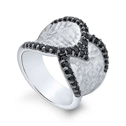 Women's classic creative black and white diamond ring ring 925 silver lady ring