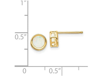 3/5 Carat (ctw) Opal Solitaire Earrings in 14K Yellow Gold