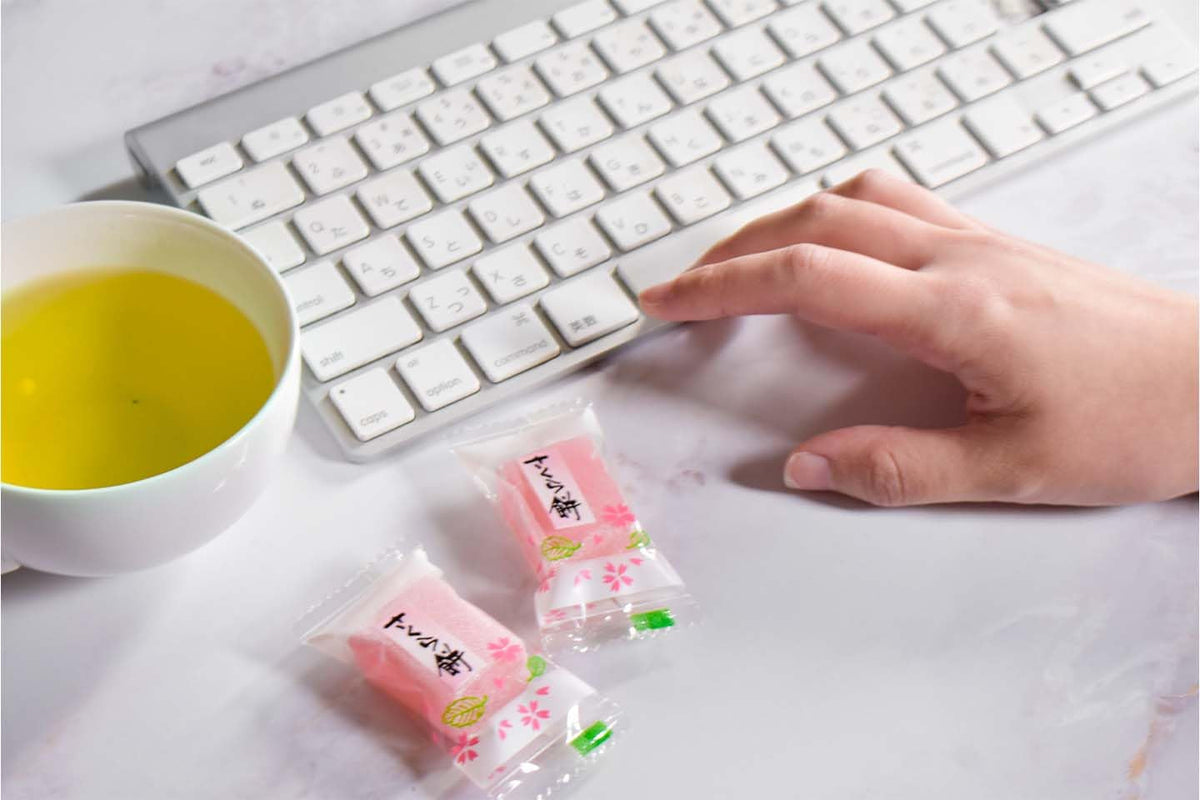 Japanese Sakura Mochi Candies, Real Traditional Cherry Blossom Rice Cakes, 300G/10.58Oz, Japanese Snacks, Japanese Candy, Individually Wrapped