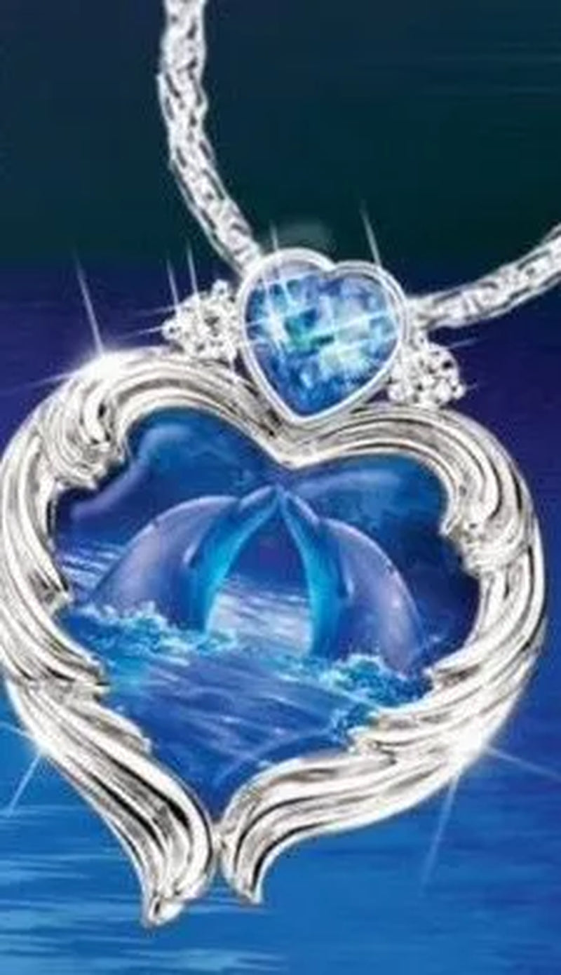 Exquisite Fashion Heart Zircon Dolphin Necklace Moonlight Kiss Dolphin Art Pendant Necklace Sapphire Necklace Ocean Style Jewelry Diamond Jewelry Family Necklace Proposal Wedding Anniversary Christmas Party Gift Necklace for Women and Mom