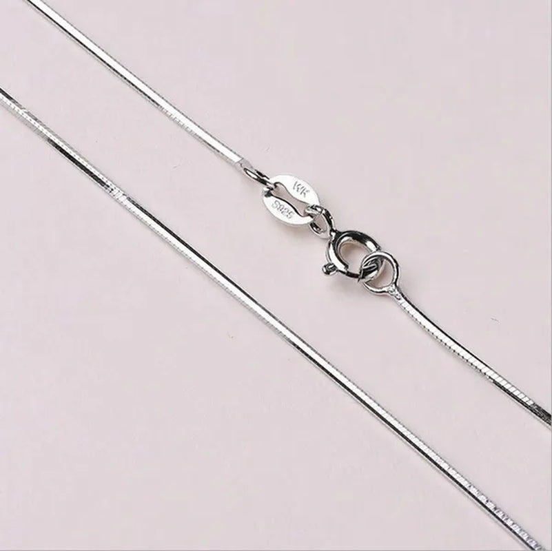 Best Ladies Chain Necklace Solid Surface Filled with 18K Gold and Italian 925 Sterling Silver Jewelry Figaro Snake Chain Necklace Fine Jewelry Length: 16-30 Inches