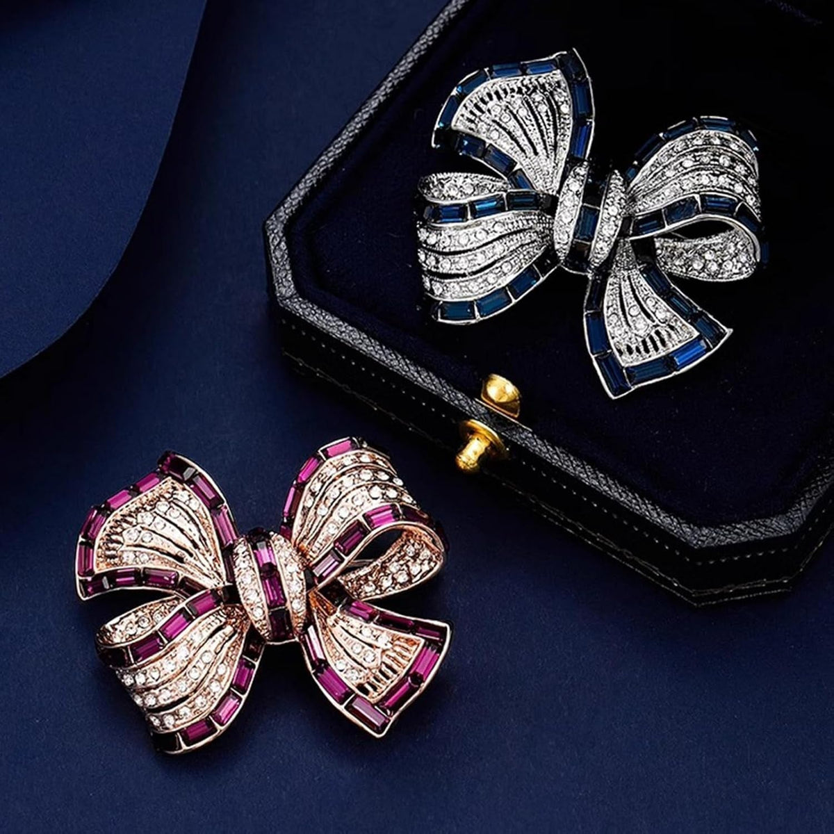 Yeapyeap Bow Brooches for Women Girl - Austrian Rhinestone Scarf Pin for Ladies Wedding Bouquet Broach for Birthday, Christmas, Anniversary（Silver）