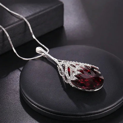 Fashion Crystal Diamond Water Dripping Sweater Chain Women's Geometric Long Necklace