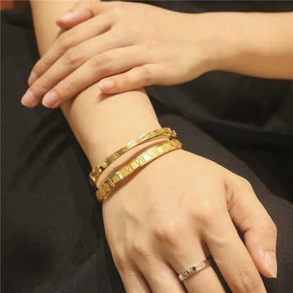 Roman Numeral Series Glossy Roman Numeral Bracelet, Fashion Bracelet for Men and Women, Gold, Silver, Rose Gold, Three-Color Stainless Steel Bracelet