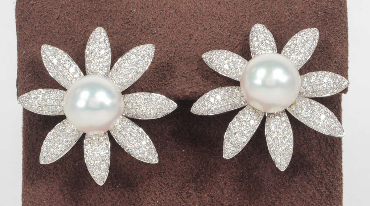 https://a.1stdibscdn.com/archivesE/jewelry/1stdibs/051514/DiamondScene_CC_DM//06/IMG_5696.jpg