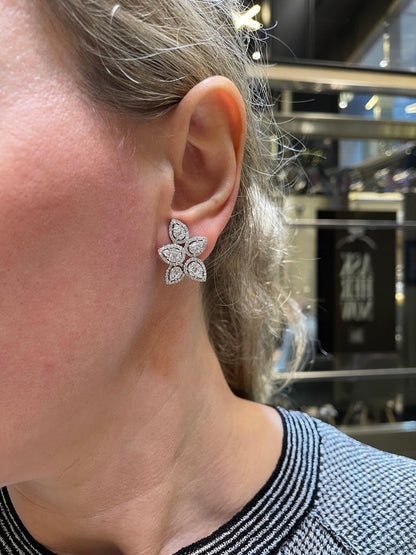 Elegant 18k White Gold 2.97 Carat Diamond Cluster Stud Earrings