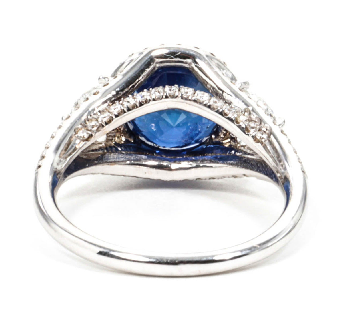 https://a.1stdibscdn.com/archivesE/jewelry/1stdibs/022014/DiamondSceneCC_DM//06/IMG_0012.jpg