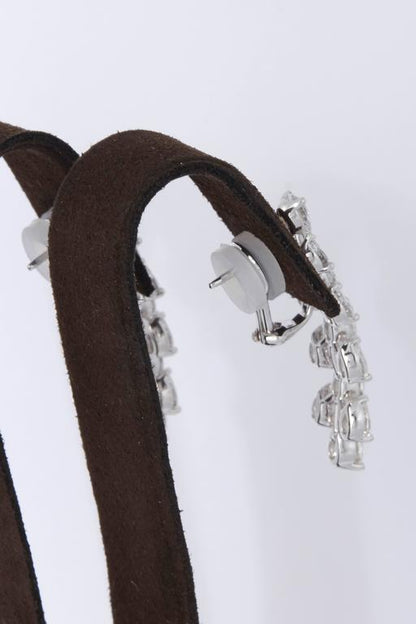 Elegant 5.28 Carat Pear Shape Diamond 18k White Gold Drop Earrings