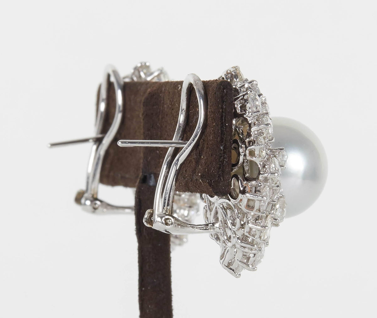 Elegant 18k White Gold Pearl and Diamond Halo Clip-on Earrings