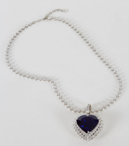 Exquisite 49.27 Carat Heart Tanzanite and Diamond 18k Gold Pendant