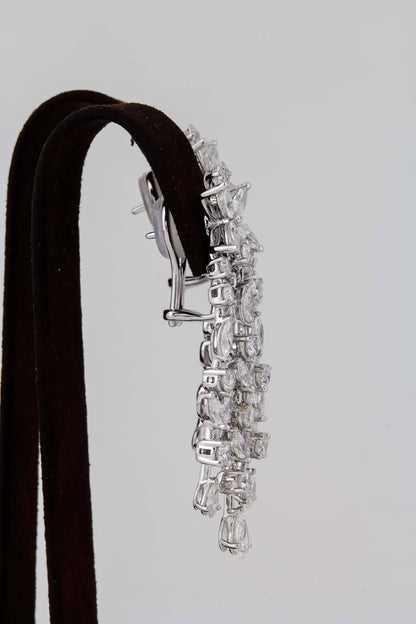 https://a.1stdibscdn.com/diamond-chandelier-earrings-for-sale-picture-9/j_415/j_2072113/7DECD83C_5C50_491A_BFFB_1631113121995_master.jpeg