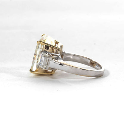 https://a.1stdibscdn.com/archivesE/jewelry/1stdibs/101614/DiamondScene_CC_DM//04/IMG_1965.jpg