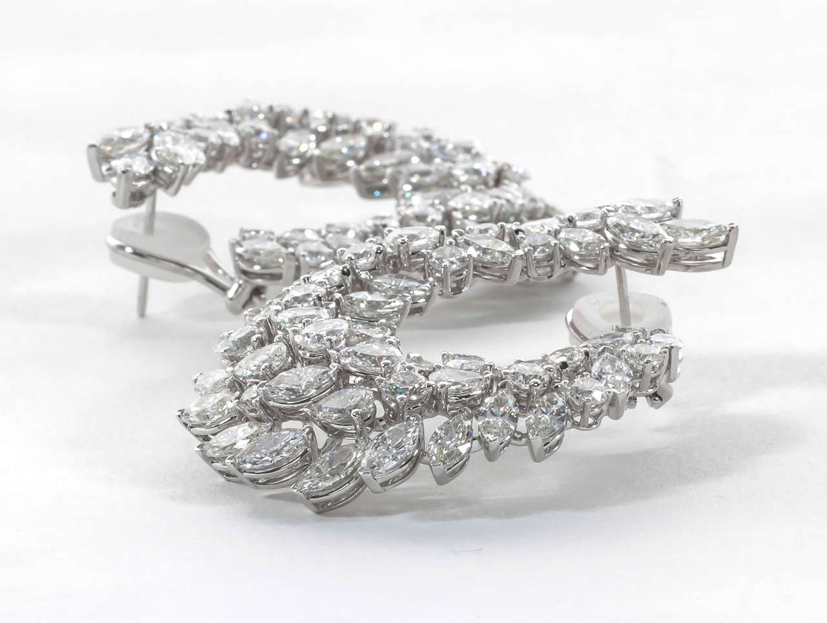 https://a.1stdibscdn.com/archivesE/jewelry/1stdibs/101614/DiamondScene_CC_DM//10/IMG_2042.jpg