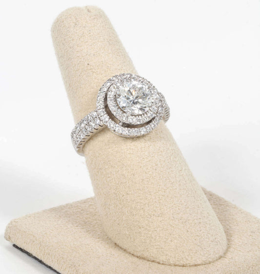 https://a.1stdibscdn.com/archivesE/jewelry/1stdibs/042114/DiamondScene_CC_DM//02/IMG_4354.jpg