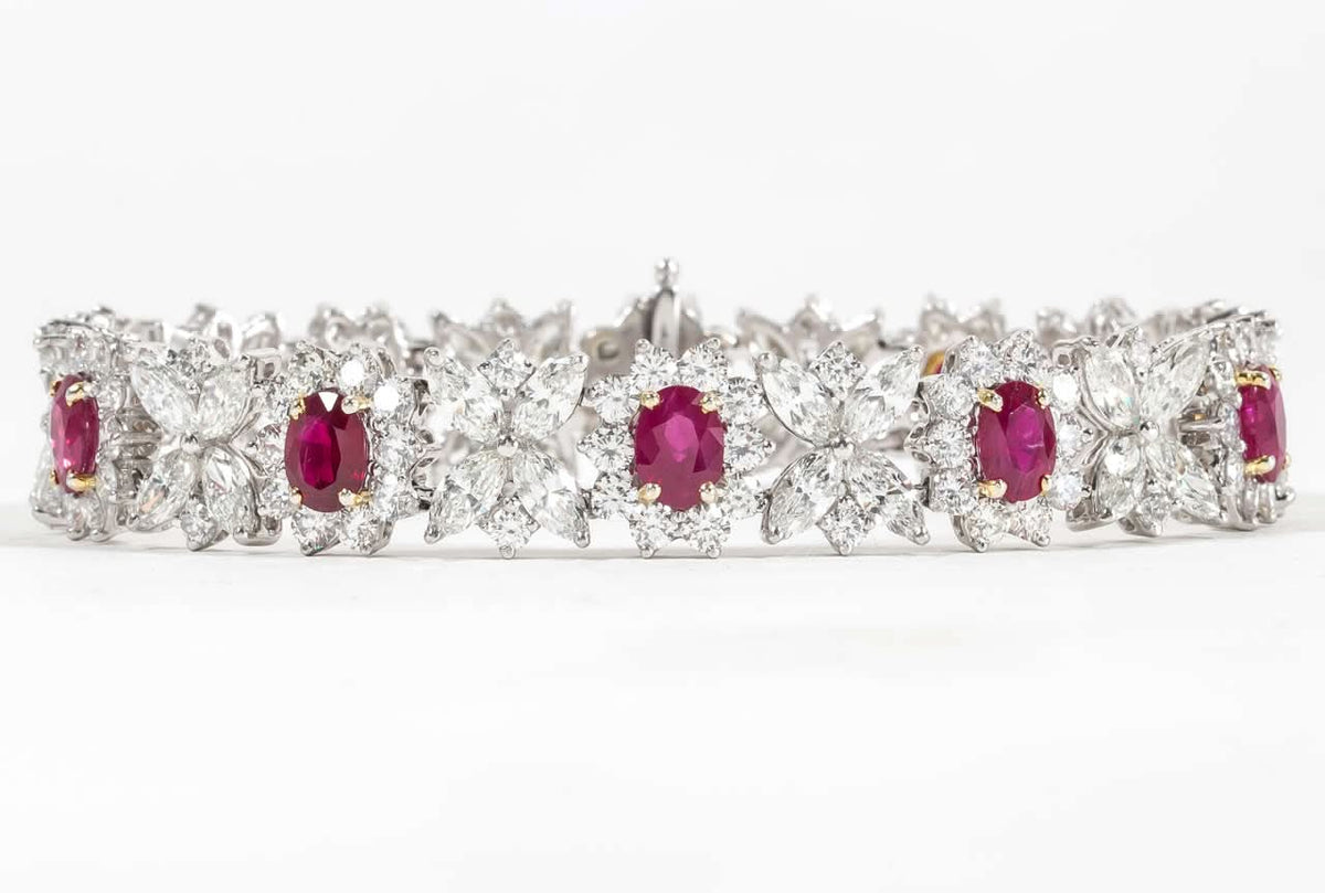 Exquisite 11.41ct Burma Ruby and Diamond Platinum Tennis Bracelet