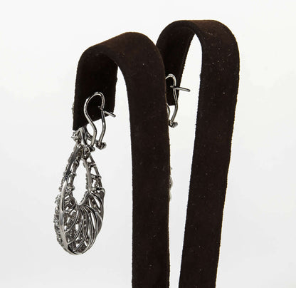 https://a.1stdibscdn.com/archivesE/jewelry/1stdibs/061115/DiamondScene_JWL_CC_DM//10/IMG_5617.jpg