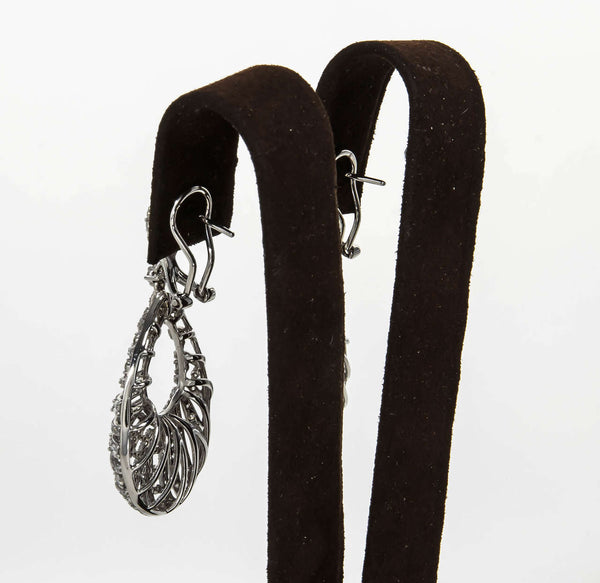 https://a.1stdibscdn.com/archivesE/jewelry/1stdibs/061115/DiamondScene_JWL_CC_DM//10/IMG_5617.jpg