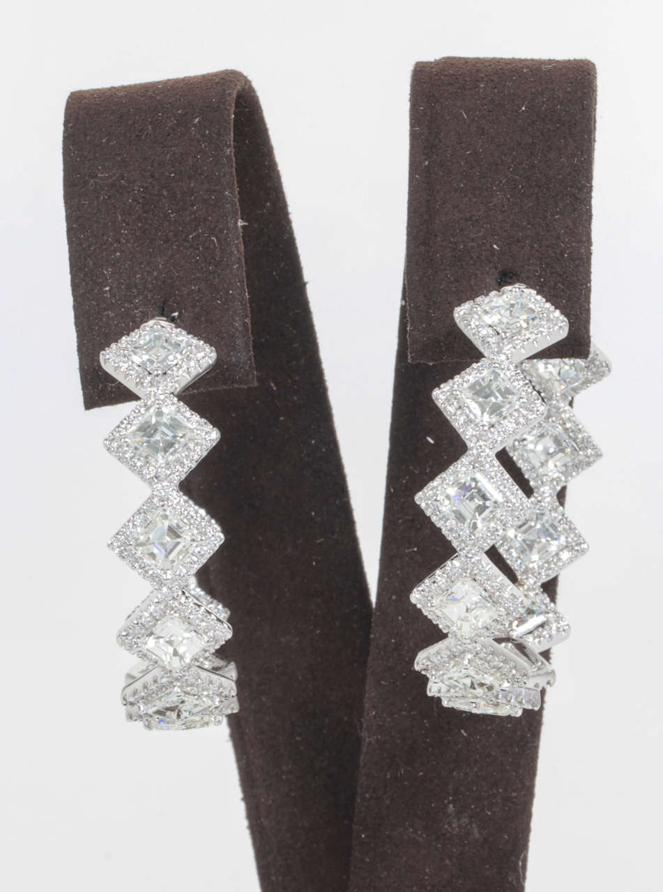 https://a.1stdibscdn.com/archivesE/jewelry/1stdibs/051514/DiamondScene_CC_DM//08/B.jpg