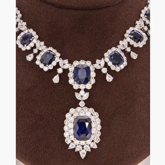 https://a.1stdibscdn.com/archivesE/jewelry/1stdibs/051514/DiamondScene_CC_DM//10/IMG_5729.jpg