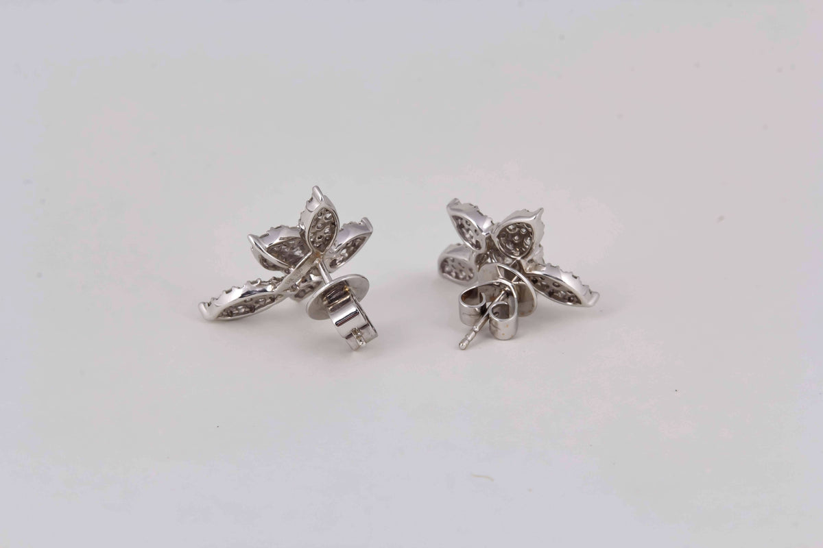 18k White Gold 1.85ct Brilliant Diamond Cluster Stud Earrings