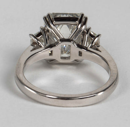 https://a.1stdibscdn.com/archivesE/jewelry/1stdibs/011314/DiamondSceneCC_DM//06/IMG_6825.jpg