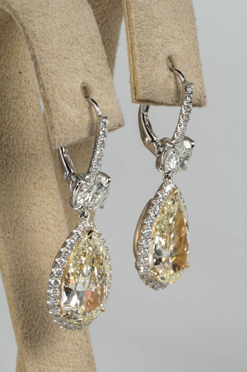 https://a.1stdibscdn.com/archivesE/jewelry/1stdibs/011314/DiamondSceneCC_DM//16/IMG_6952.jpg