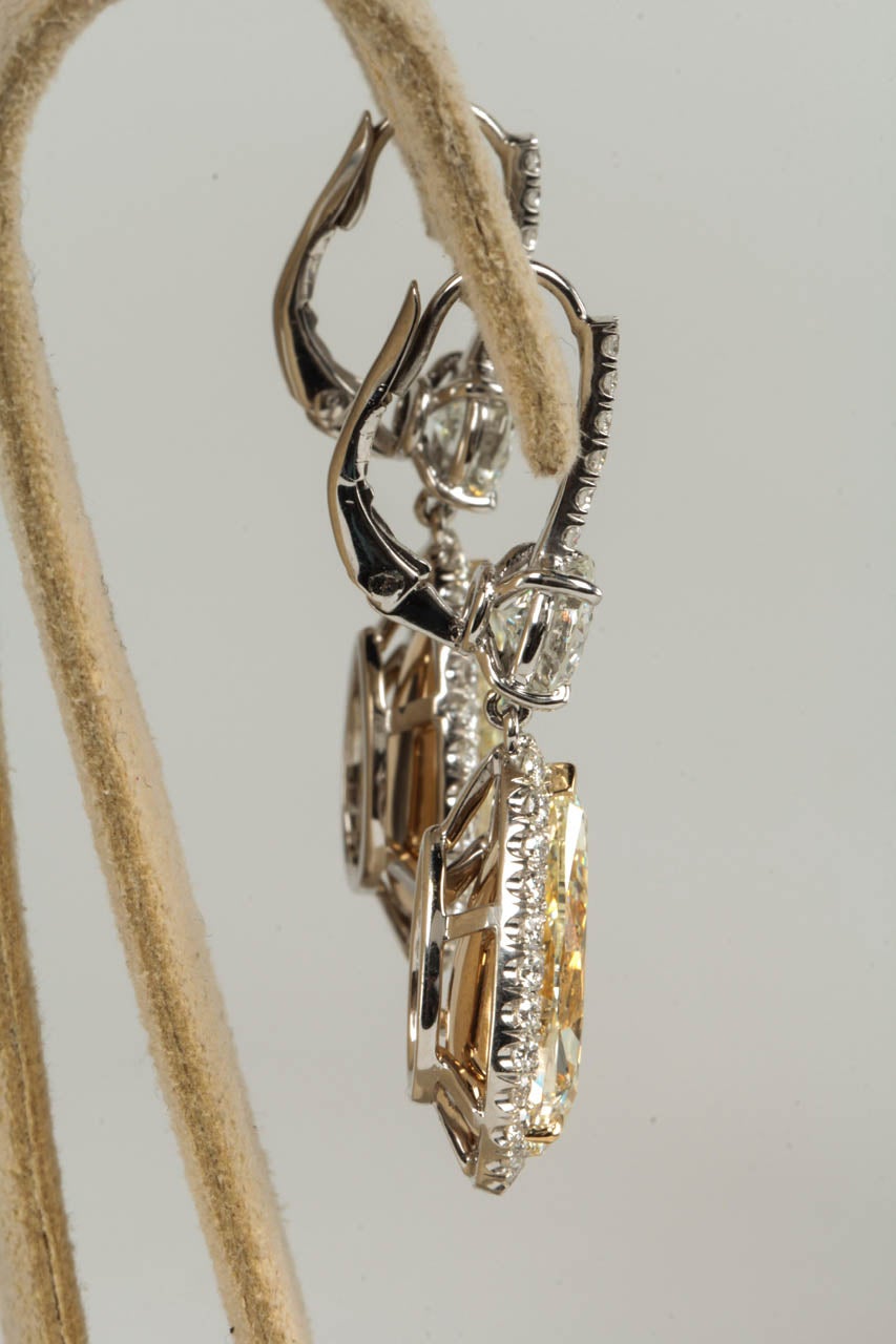 Important 13 Carat Yellow and White Diamond Drop Earrings
