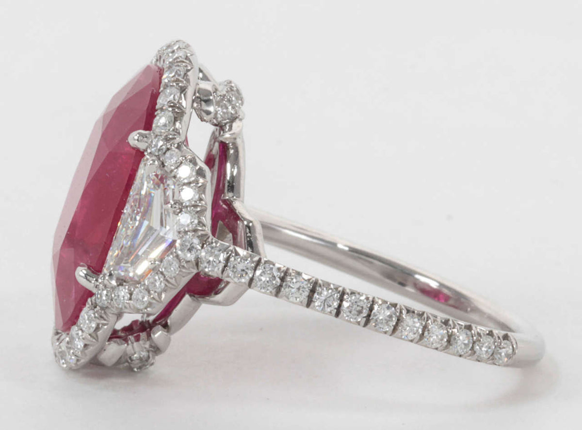 https://a.1stdibscdn.com/archivesE/jewelry/1stdibs/071714/DiamondScene_CC_DM//01/X.jpg