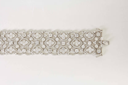 Exquisite 28.12 Carat Diamond Lace Bracelet in 18k White Gold
