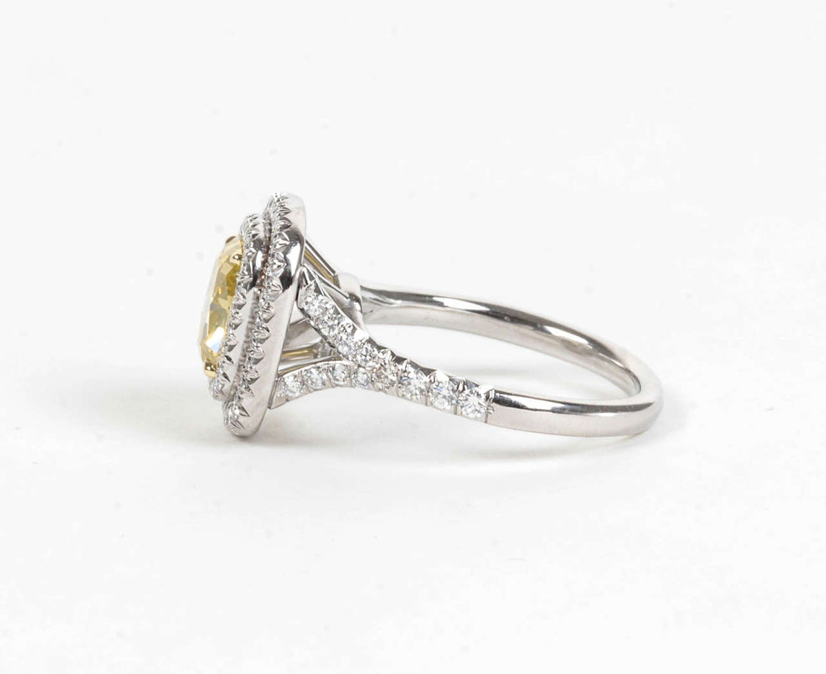 https://a.1stdibscdn.com/archivesE/jewelry/1stdibs/022415/DiamondScene_CC_DM//02/X.jpg